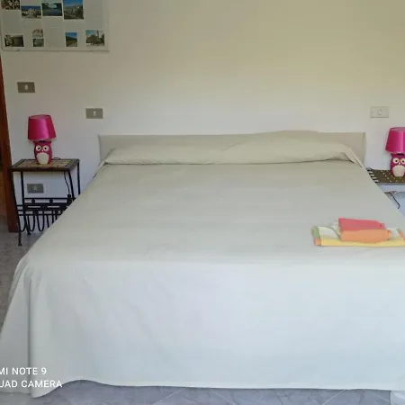 Alojamento de Acomodação e Pequeno-almoço B&B Il Cactus *